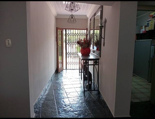 3 BEDROOM HOUSE FOR SALE IN VANDERBIJLPARK SW 5